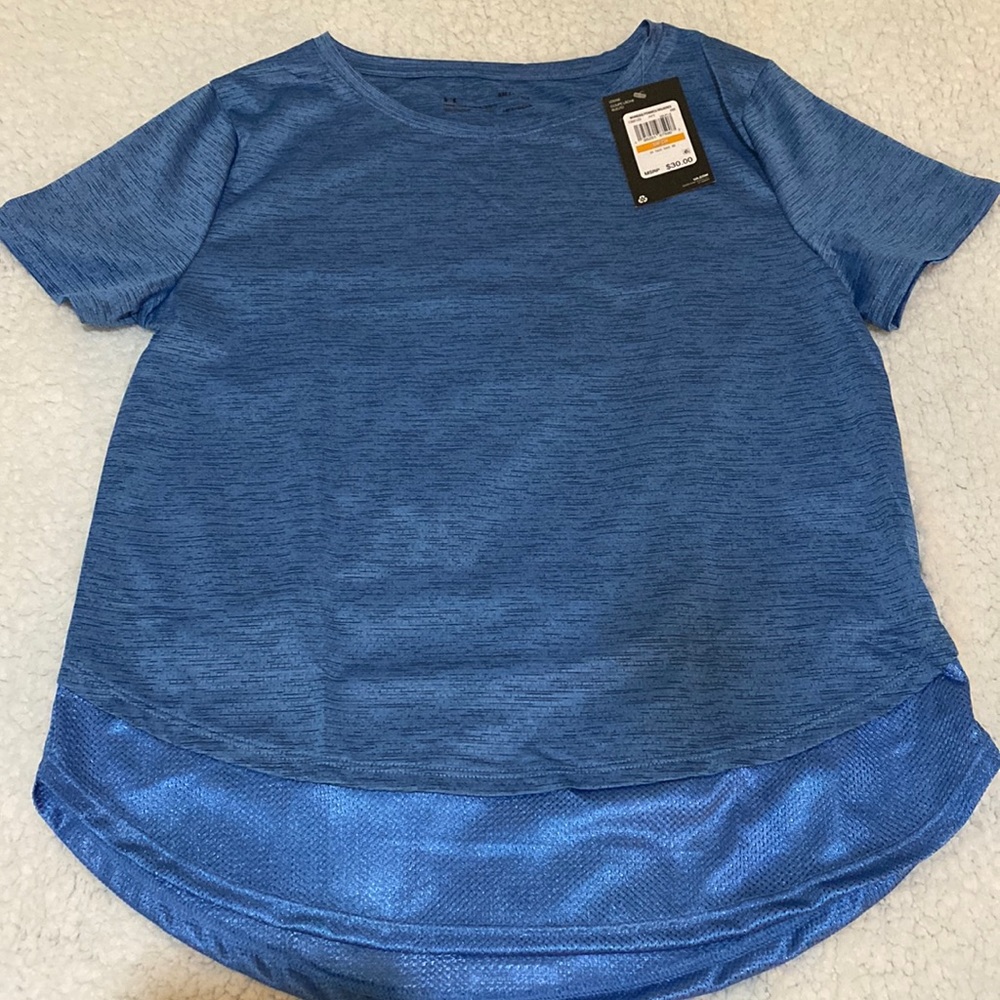 🏷️🌟CLOSET CLOSEOUT 👋 NWT Under Armour Workout Shirt Size Small